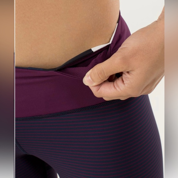 Lululemon Run For Your Life Crop 17”. EUC! Hyper Stripe Plum/Plum Pow Stripe - Picture 5 of 14